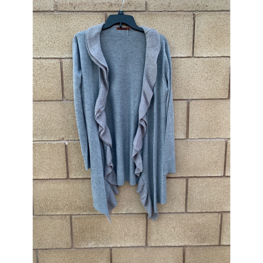 Gray ruffled sweater